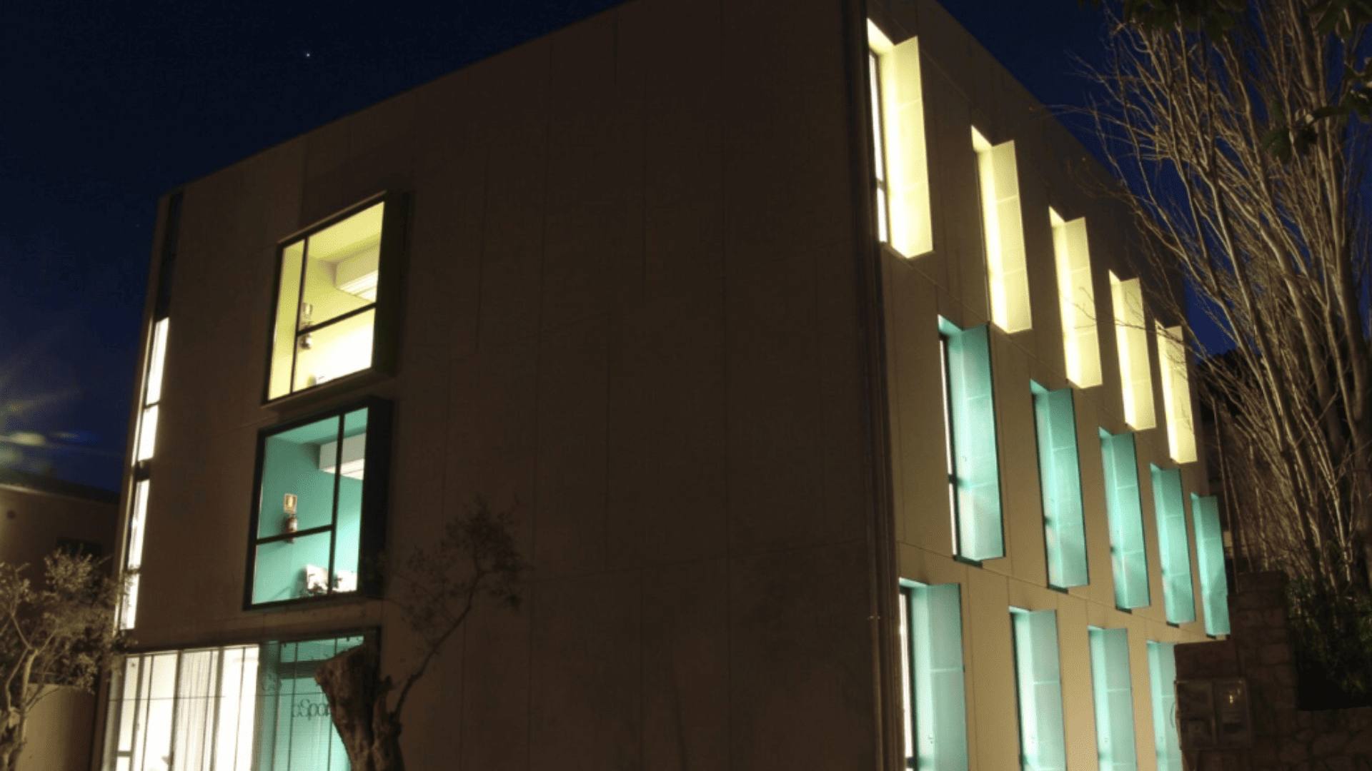 CS Esporles: arquitectura sostenible en entornos rurales 